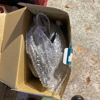 Ľavé spätné zrkadlo vodičova strana RAV 4 - 5