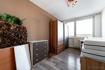 3i byt, 69m2 pražský typ, pôv.stav, 7/8p, Turgenevova ul. KE - 5
