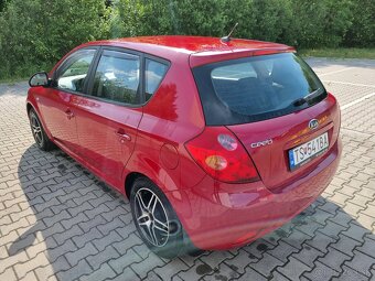 Predám Kia Cee'd 1.4l (77kw) 2009 - 5