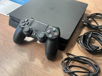PS4 Slim 1TB - 5
