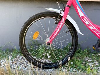 Krásny ružový bicykel CTM | 20” | Ako nový | Košík | Prilba - 5