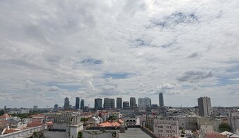 EXKLUZÍVNY 2 IZBOVÝ PENTHOUSE S 50M2 TERASOU BA1 - 5