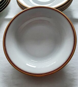 Predám sadu tanierov. - 5