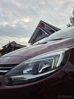 Opel Zafira Tourer 1.4 Turbo - 5