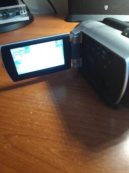 videokamera sony+stojan a ine zdarma - 5