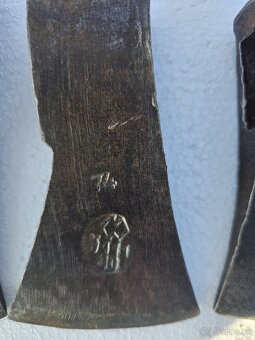 Staré značené sekery - 5