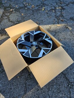 Nové alu kola Trisuli 18" Škoda Superb IV - 5