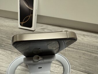 Phone 16 pro TOP STAV - 5