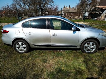 Renault Fluence - 5