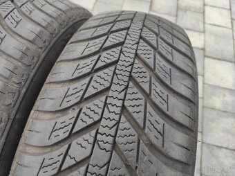 Celoročné pneu 185/65R15 Nexen 4ks - 5