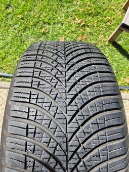 Pleumatiky goodyear 255/45 r19 104W celoročné - 5
