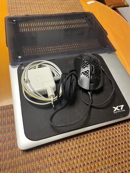 Apple macbook air 2017 - 5