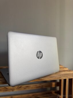 HP EliteBook 820 G3 - 5