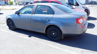 Predám vw jetta 2007 1.9tdi 77kw - 5