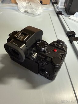 Lumix S5iix - 5