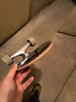 Predám 4 krat použitý skateboard - 5