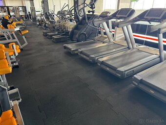 Predám komplet fitness vybavenie – Technogym - 5
