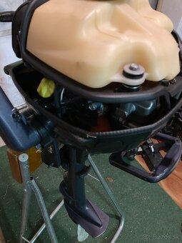 Predám Lodný motor Yamaha 2,5 - 5