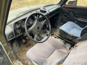 Lada Niva - 5