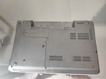 Sony vayo SVE 1512E6EW - 5