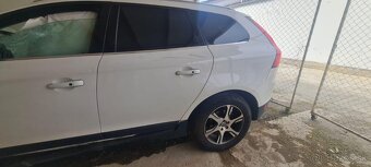 Rozpredam volvo XC60 I 2,4 d4 2008-2016 - 5