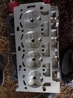 Predám VW TOURAN na náhradné diely - 5