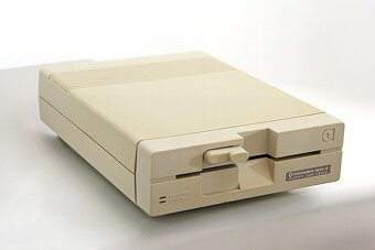 Kúpim počítač COMMODORE C64, prípadne iný a príslušenstvo - 5