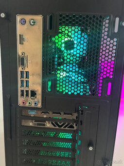 Predám herný počítač i3 8100, RX580+ 8GB ,16 GB RAM , W11 - 5