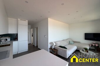 NA PREDAJ luxusný penthouse / 48 m² / v Trogire na ostrove Č - 5