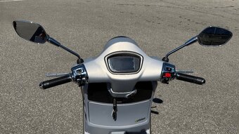 Vespa GTS 300 SuperTech 2025 - 5