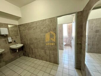 NA PRENÁJOM KOMERČNÝ PRIESTOR (34m2) V CENTRE MESTA SENICA - 5