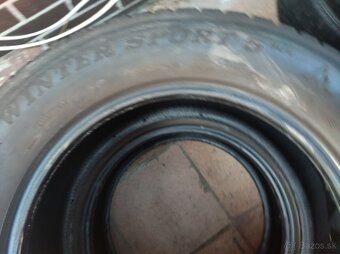 Zimne Dunlop winter 235/65/R17 - 2ks, 6mm, DOT:4017 - 5