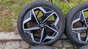 5x112 R19 --- BMW i3 - 5