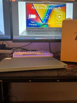 Asus Vivobook Go 15 - 5