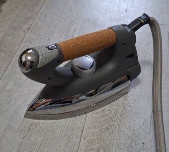 🌀 Lux Tuttoluxo – multifunkčný vodný vysávač + parná žehli - 5