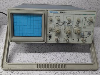 2x20Mhz - osciloskop TEKTRONIX 2205 - 5
