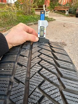 Bmw 5x120 225/55 r17 zimne DOT 2022 7,8mm CONTINENTAL - 5