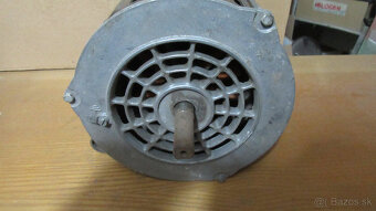 dvojotáčkový motor na 220V - 5