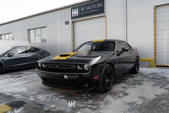 Dodge Challenger - 5