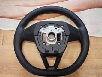 volant TESLA model 3 highland , Tesla Y VYHRIEVANÝ - 5