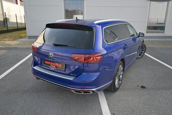 Volkswagen Passat Variant 2.0 TDI Elegance 4Motion DSG - 5