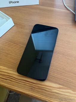 Predám iPhone 12 mini – 64 GB, čierny - 5