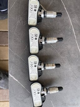 TPMS Snimace tlaku Mercedes CLA C117 oreginal plne funkcne - 5