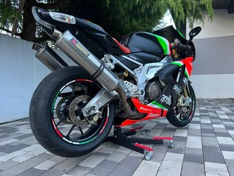 Aprilia rsv 1000r Faktory - 5