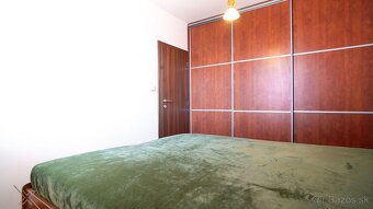 Na predaj priestranný, slnečný 3i byt po staršej kompletnej - 5