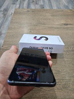 Samsung Galaxy S21 FE 5G - 5