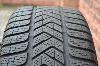 5x112 R18 Zimna sada Audi A4 b9 sline + 245/40 R18 Pirelli - 5