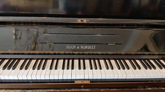 Predám starožitné klavir Koch & Korselt - 5