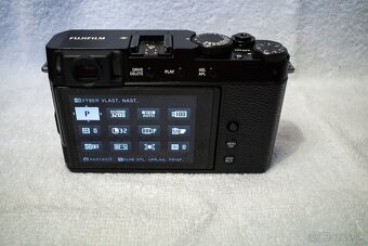 Fujifilm X-E4 (Telo, Čierne) - 5
