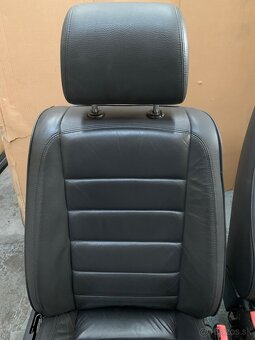Sedadla Touareg 1 - 5